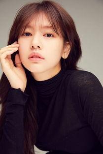 张静静最新爆料爆笑图片,爆笑图片引网友热议，笑料百出！